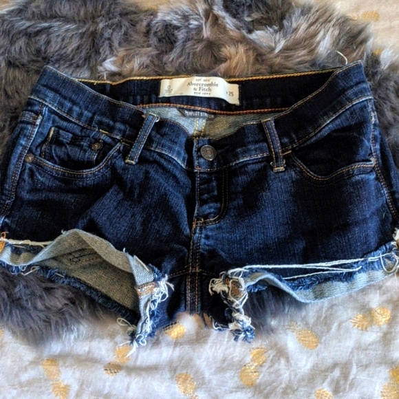 Low rise shorts - Picture 1 of 1